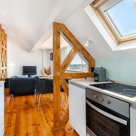 Whome | Premium River View Apartment Lisbon Bagian luar foto